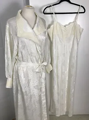 Victoria’s Secret Ivory Fancy Beaded Lace Robe Gown Peignoir Bridal Wedding VTG • $129.95