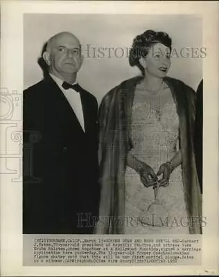 1952 Press Photo Actress Vera Ralston And Fiance Herbert Yates In Burbank CA. • $12.99