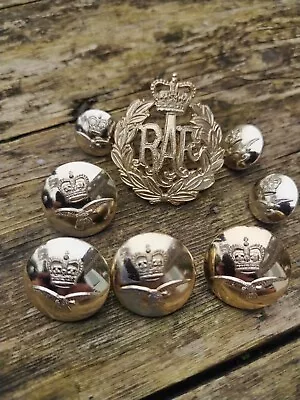 British Royal AIRFORCE RAF Cap Badge And Buttons • £10