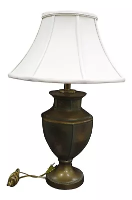 LF41781EC: Painted Metal Table Lamp W. Shade • $195