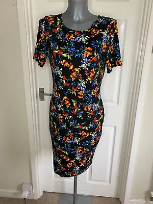 Ladies Size 16 Papaya Floral Black Tshirt Bodycon Dress Holiday Summer Workwear • £4.54