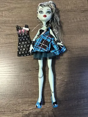 Monster High Doll Sweet 1600 Frankie Stein • $37.99