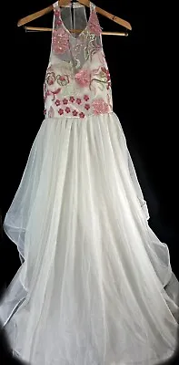 Sequin Hearts Embroidered Mesh Halter Gown Sz 7 White Dress Prom Weddings Party • $17.98