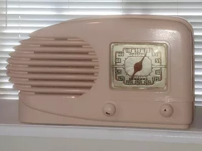 VTG Troubadour Bullet Tube AM Radio Pink/Peach Mid-Century 13  For Parts/Repair • $9.99