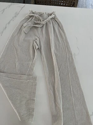 $15 • Buy ZARA KIDS Beach Casual Gold Thread/cream Pants Size 13/14