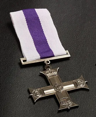 Full Size Replica Military Cross Medal & Ribbon. Award/Decoration/Gallantry • £9.99