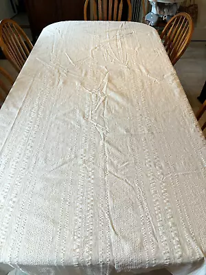 Vintage Bates White Lightweight Cotton Seersucker Bedspread 80  X 100  • $44.10