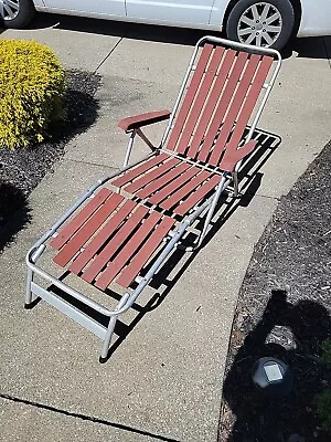Vintage Chaise Redwood Slat Aluminum Lawn Lounge Folding Chair MCM Patio Lounger • $79.95