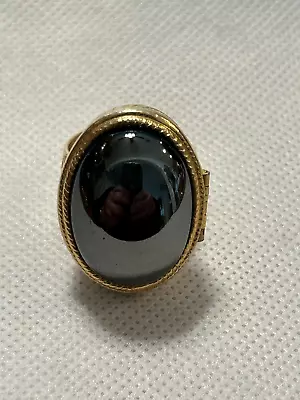 Vintage Avon Hematite Cabochon Locket Ring Size 8 Adjustable Compact Pill Box. • $25