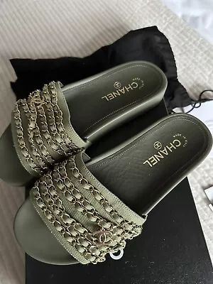 Chanel Chain Pool Slides Flip Flops Khaki Size 39 / UK 6 • £650