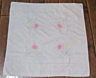 $4.99 • Buy Vintage Sheer Applique' & Embroidered Table Topper Tablecloth 29  Square Flowers