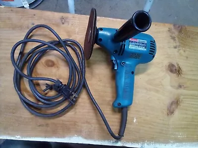 MAKITA GV5000 Corded Electric 125mm 5  Disc Sander • $50