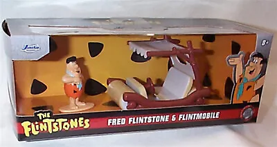 Fred Flintstone Figure & Flintmobile 1-32 Scale New In Box Jada 253253002 • £17.25