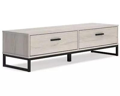 Signature Design By Ashley Contemporary Socalle Storage Bench  Light Natural • $164.99