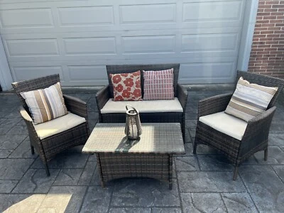 $4.25 • Buy Dining Setting With Matching Bar Stools And Coffee Table