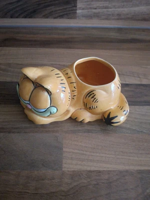 £4 • Buy Garfield 2.75 Ins High X 6 Ins Wide  VINTAGE China Figure Pencil/pen Holder