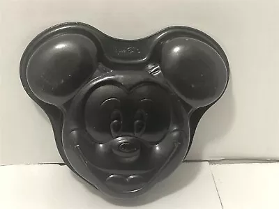 Disney Mickey Mouse Head Face Cake Pan Black Bakeware Kitchenware • $13.99