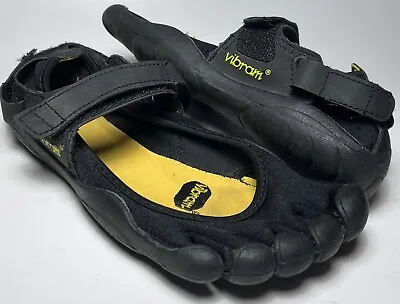 Vibram Five Fingers W116c Barefoot  Minimalist Running Shoes 37 6.5-7 Mary Jane • $40.50