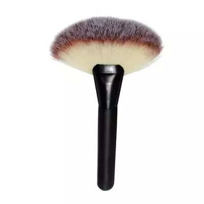 Makeup Large Fan Goat Hair Blush Face Powder Foundation Cosmetic Brush  • $7.58
