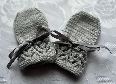 New Hand Knitted  Lacey  Babies Grey Mittens  Fits 0-3 Months • £3.49