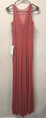 NWT Macy's Morgan & Co Red Dress - Beautiful Look. • $39.99