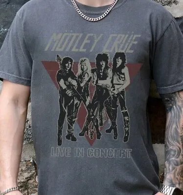 Motley Crue Live In Concert T-Shirt Rock Band On Vintage Comfort Colors 1717 Tee • $17.95