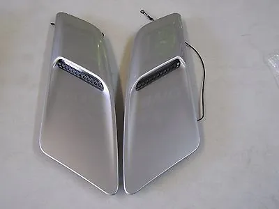 New Take-off OEM Ford 2015 2016 2017 Mustang Hood Heat Extractors W/Lamps Silver • $99