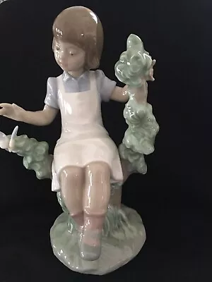 Nao By Lladro Mint Condition Se Pictures For Description • $110