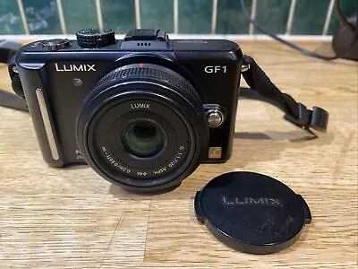 Panasonic LUMIX DMC-GF1 Package W/pancake Lens • £42