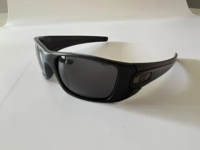 $129 • Buy Oakley FUEL CELL Sunglasses Matt Black Grey Polarized OO9096