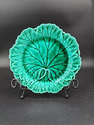 Vintage Wedgwood Of Etruria & Barlaston Majolica Green Cabbage Leaf Plate 8 In • $28