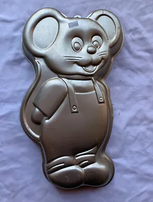 Vintage 1987 Wilton Little Mouse Cake Aluminum Pan Mold 2105-2380 • $13.99