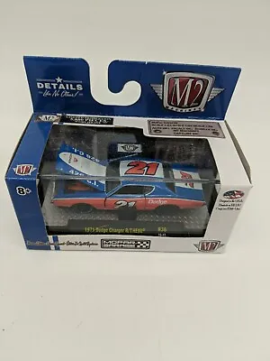 M2 Machines  1:64 Mopar Garage 1971 Dodge Charger R/T HEMI R36 16-41 • $15.70