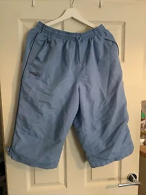 Umbro Mens Blue Drawstring Sports 3/4 Shorts Uk Size:large • £8.99