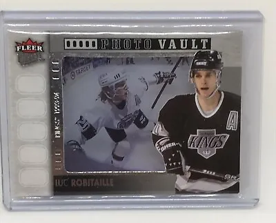 2014-15 FLEER ULTRA PHOTO VAULT Luc Robitaille Los Angeles #PV-LR  • $14.58