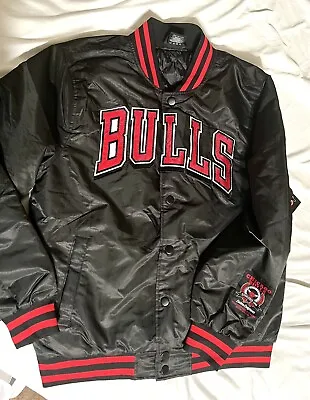 Chicago Bulls NBA Team Apparel Bomber Jacket Size SMALL Michael Jordan’s Team • $79.99