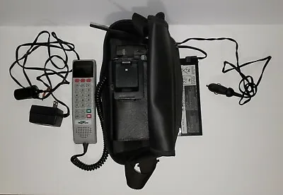 Vintage Motorola Portable Telephone Car Phone SCN2594A & Carry Bag - Turns On • $49