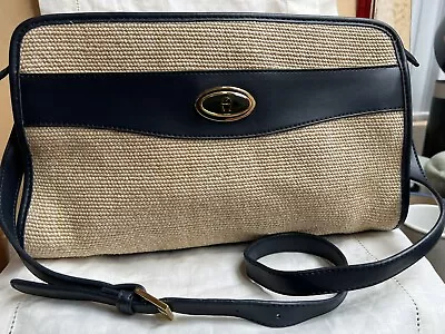 Etienne Aigner Straw Woven Shoulder Handbag Purse Navy Trim • $16