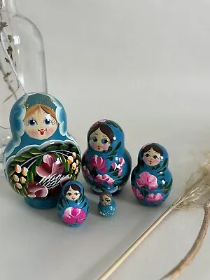 Vintage Russian Wooden Nesting Dolls Hand Painted Turquoise Signed Set Of 5 • $15