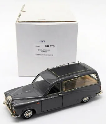 Minimarque 43 1/43 Scale Model Car UK37B - 1968 Daimler DS420 Hearse - Grey • $132.46