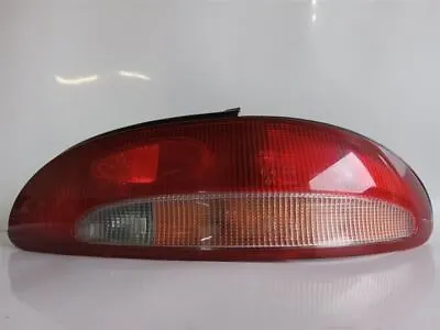 Passenger Right Tail Light Coupe Fits 93-96 COLT MB912968 • $42.74