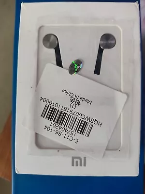 New Xiaomi Mi In-Ear Headphones Pro With Microphone 3.5 Mm Jack Silver • £10