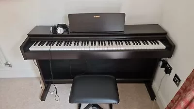 Yarius YDP-143 Electric Piano With Piano Stool • £350