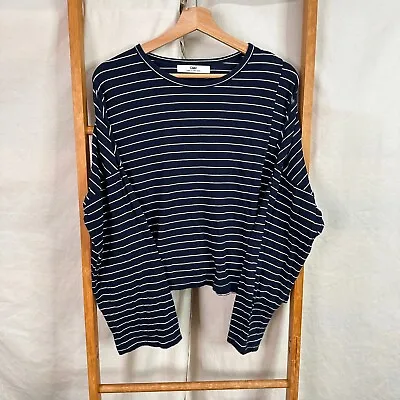 Camilla & Marc Pullover Top Womens 10 Striped Navy & White Relaxed Long Sleeve • $37.45