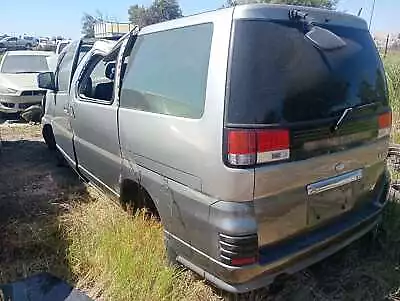 Wrecking Nissan Elgrand E50 1999 T2000 2001 2002 • $10