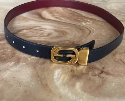 Vintage 80's Gucci ITALY Black Leather Belt G Buckle Unisex - 35  • $189