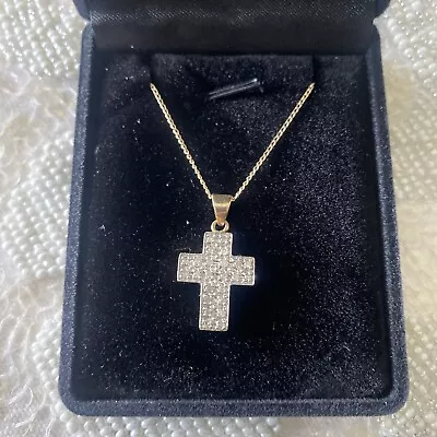 9ct Yellow Gold 0.25ct Diamond Cross Pendant Necklace • £210
