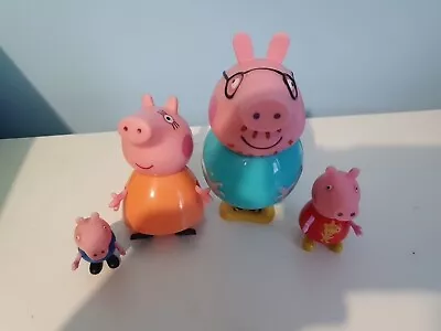 Peppa Pig Family Figures - Mummy Daddy George Peppa Toy Figure Bundle • £4.95