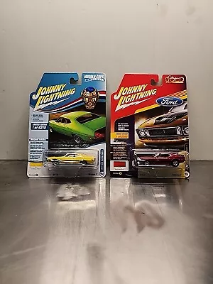 Johnny Lightning Muscle Cars USA 1973 Ford Mustang Mach & 1971 Ford Torino Cobra • $19.99
