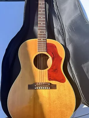 Vintage 1967 Gibson B25 Natural Acoustic Guitar • $2300